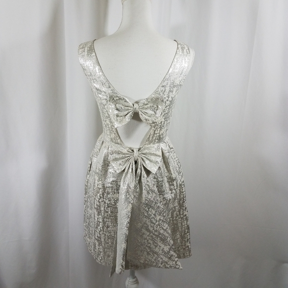 Erin Fetherston Silver Bow Back Dress 2 - Picture 4 of 16